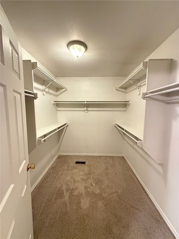 2151 W Skyler Drive, Fayetteville, AR 72704