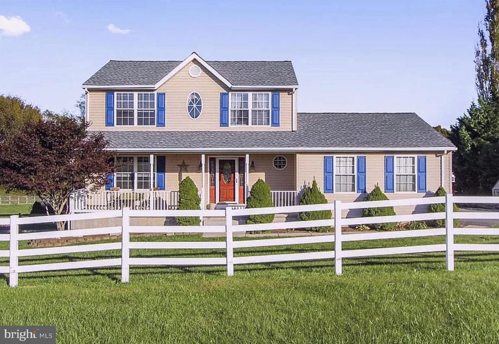 495 THRONE RD, Fawn Grove, PA 17321