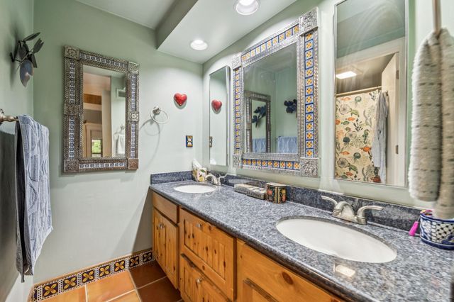 127 Holly Forest, Nashville, TN 37221