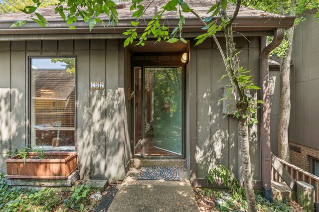 127 Holly Forest, Nashville, TN 37221