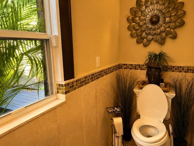 535 N Victoria Park Road, Fort Lauderdale, FL 33301