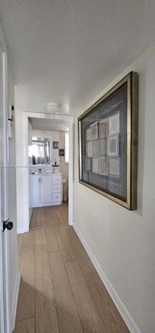 2801 N Pine Island Rd 207, Sunrise, FL 33322