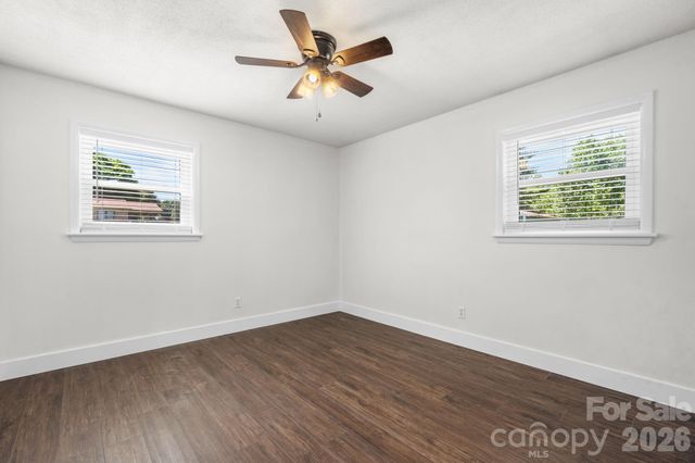 55 Hillsdale Lane, Taylorsville, NC 28681