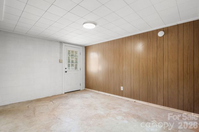55 Hillsdale Lane, Taylorsville, NC 28681