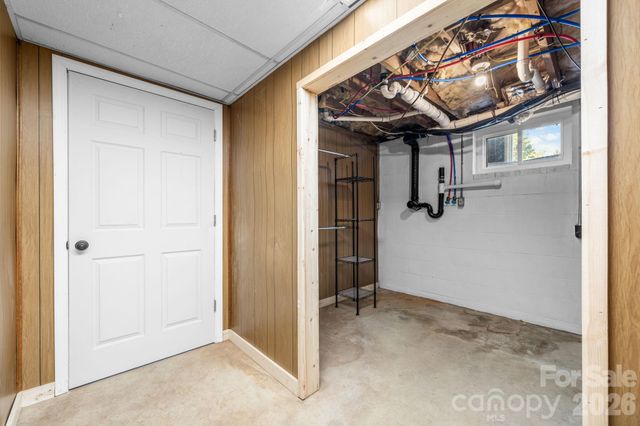 55 Hillsdale Lane, Taylorsville, NC 28681