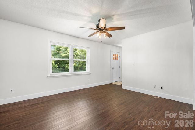 55 Hillsdale Lane, Taylorsville, NC 28681