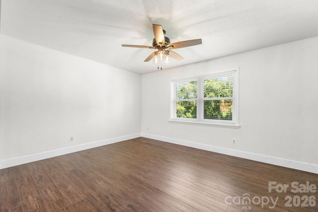 55 Hillsdale Lane, Taylorsville, NC 28681
