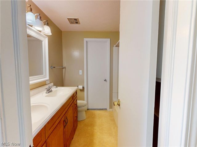 4792 Geraldine Road, Richmond Heights, OH 44143