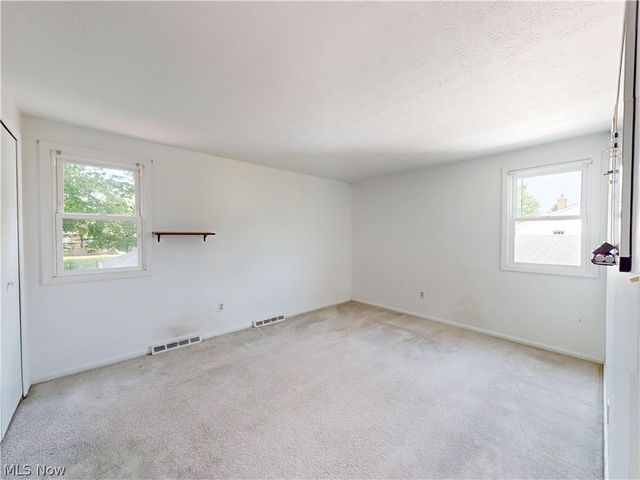 4792 Geraldine Road, Richmond Heights, OH 44143