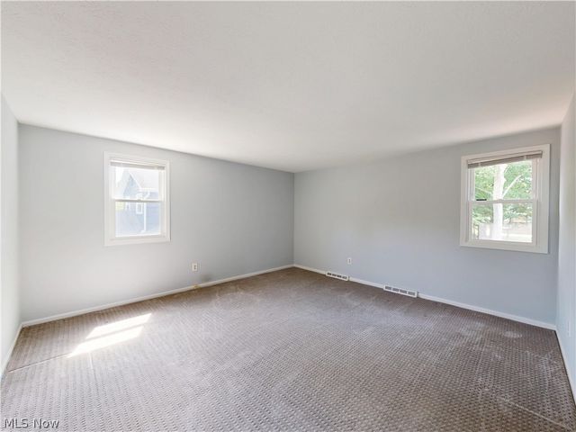 4792 Geraldine Road, Richmond Heights, OH 44143
