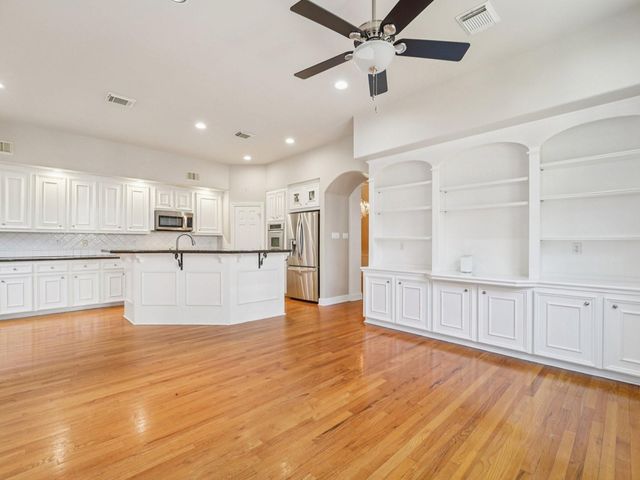 1951 W Clay Street, Houston, TX 77019