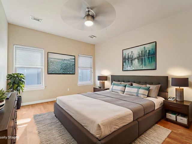 1951 W Clay Street, Houston, TX 77019