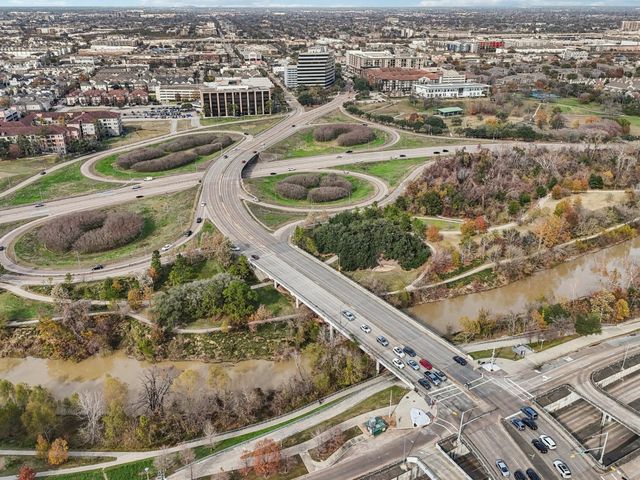 1951 W Clay Street, Houston, TX 77019