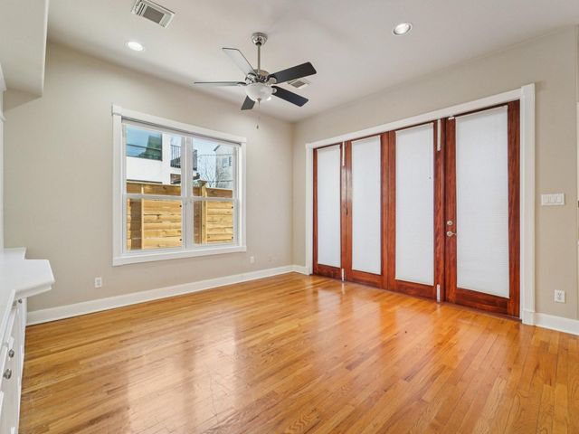 1951 W Clay Street, Houston, TX 77019