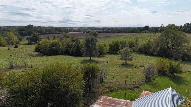 18003 159 Highway, Horton, KS 66439