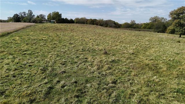 18003 159 Highway, Horton, KS 66439