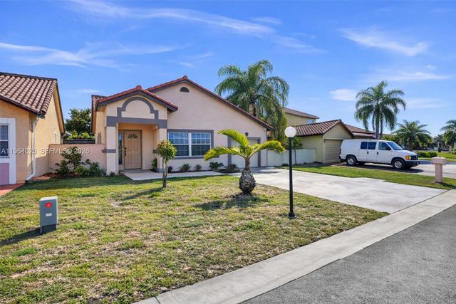 18765 NW 55th Ave, Miami Gardens, FL 33055