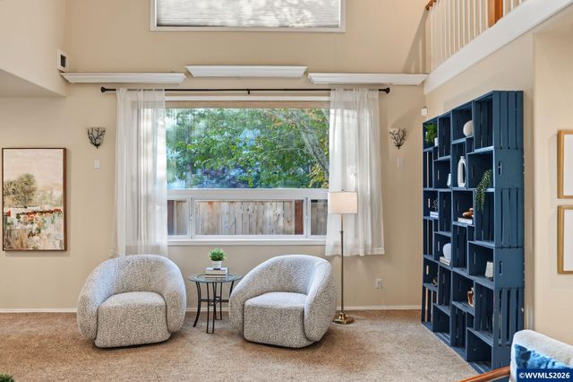 6298 SW Chestnut Dr, Corvallis, OR 97333