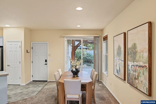 6298 SW Chestnut Dr, Corvallis, OR 97333
