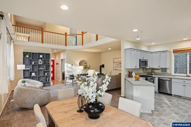 6298 SW Chestnut Dr, Corvallis, OR 97333