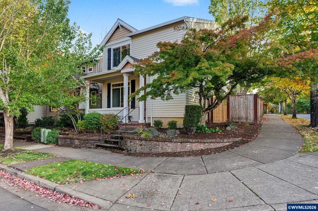 6298 SW Chestnut Dr, Corvallis, OR 97333
