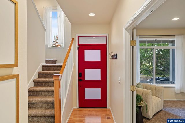 6298 SW Chestnut Dr, Corvallis, OR 97333
