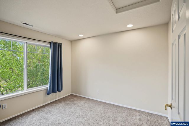 6298 SW Chestnut Dr, Corvallis, OR 97333
