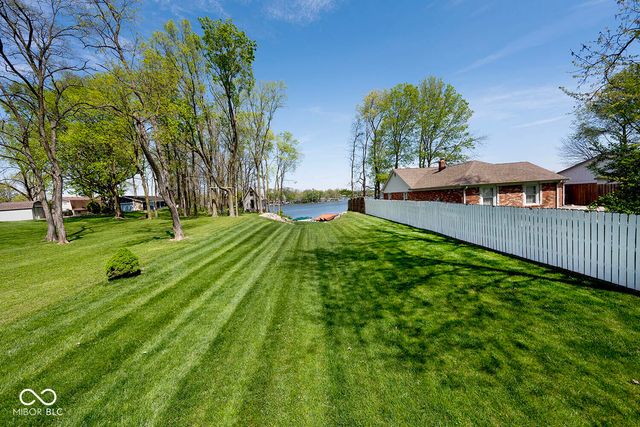 1160 Nantucket Drive, Cicero, IN 46034