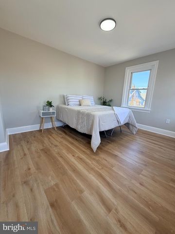 402 GROVE AVE, Wilmington, DE 19809