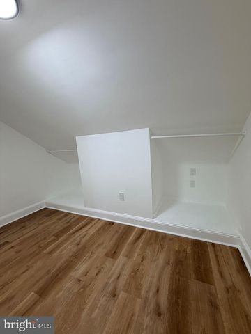 402 GROVE AVE, Wilmington, DE 19809