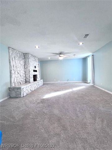 937 W Elm Boulevard, Van Buren, AR 72956