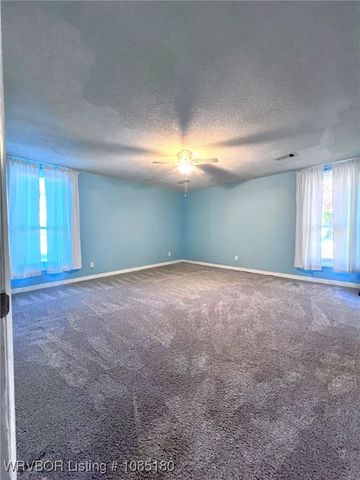 937 W Elm Boulevard, Van Buren, AR 72956