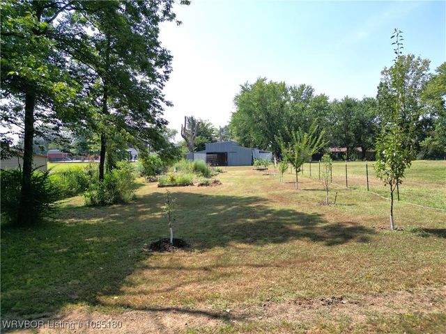 937 W Elm Boulevard, Van Buren, AR 72956