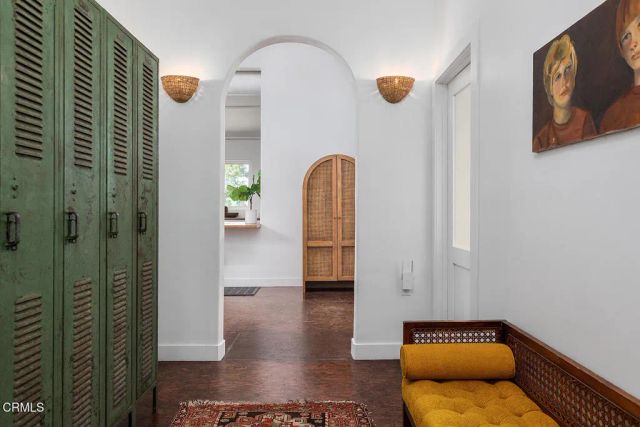 2537 Crestmoore Place, Los Angeles, CA 90065