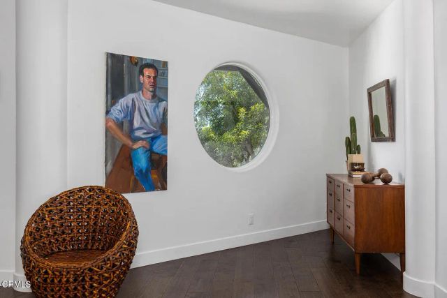 2537 Crestmoore Place, Los Angeles, CA 90065