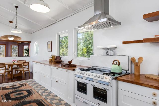 2537 Crestmoore Place, Los Angeles, CA 90065
