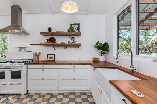 2537 Crestmoore Place, Los Angeles, CA 90065