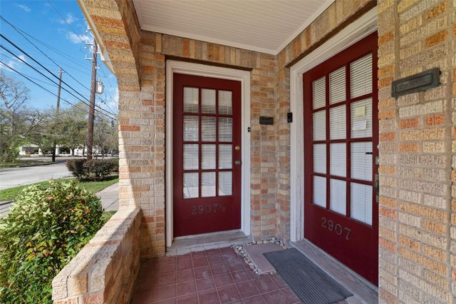 2907 Albany Street, Houston, TX 77006
