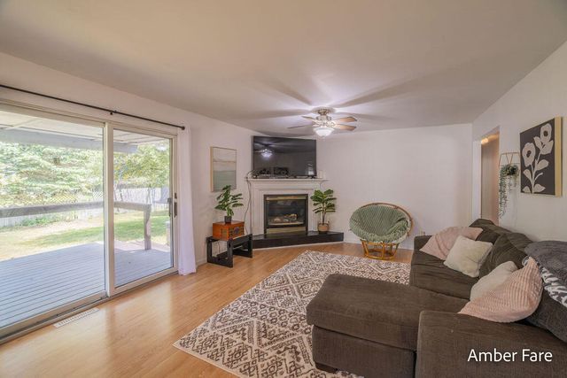 1508 Hendrick Road, Muskegon, MI 49441