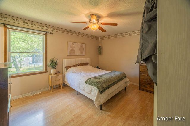 1508 Hendrick Road, Muskegon, MI 49441