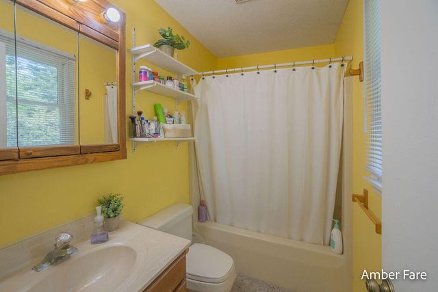 1508 Hendrick Road, Muskegon, MI 49441