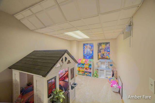 1508 Hendrick Road, Muskegon, MI 49441