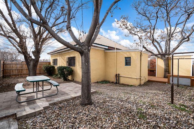 309 Cromwell Avenue SE, Albuquerque, NM 87102