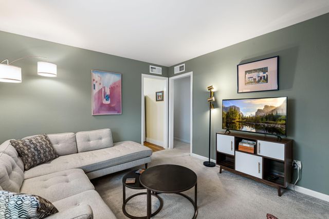 309 Cromwell Avenue SE, Albuquerque, NM 87102