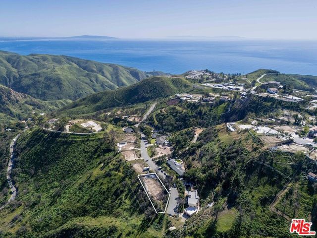 1712 Manzanita Park Avenue, Malibu, CA 90265