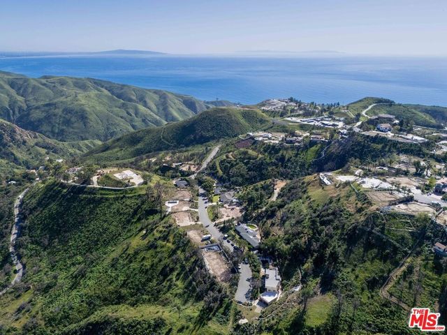 1712 Manzanita Park Avenue, Malibu, CA 90265