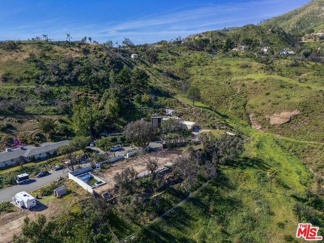 1712 Manzanita Park Avenue, Malibu, CA 90265
