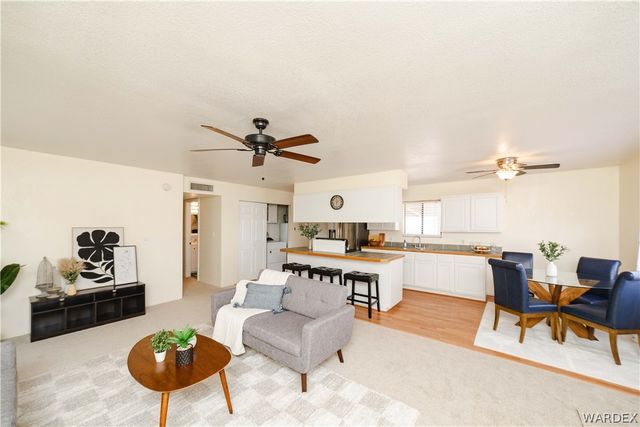 3150 E Northfield Avenue, Kingman, AZ 86409