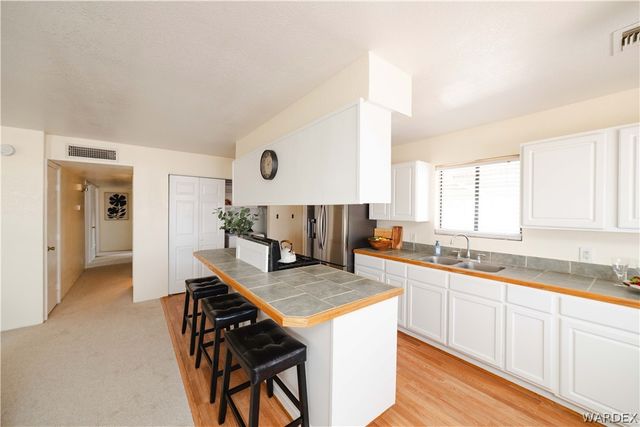 3150 E Northfield Avenue, Kingman, AZ 86409