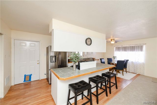 3150 E Northfield Avenue, Kingman, AZ 86409